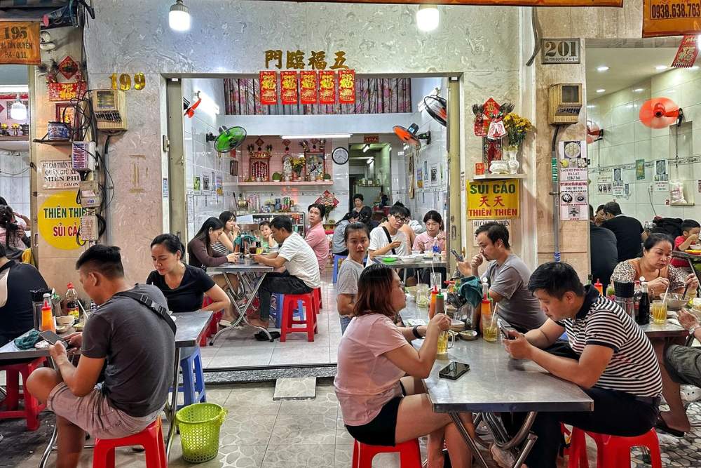 Rue des raviolis chinois Ha Ton Quyen